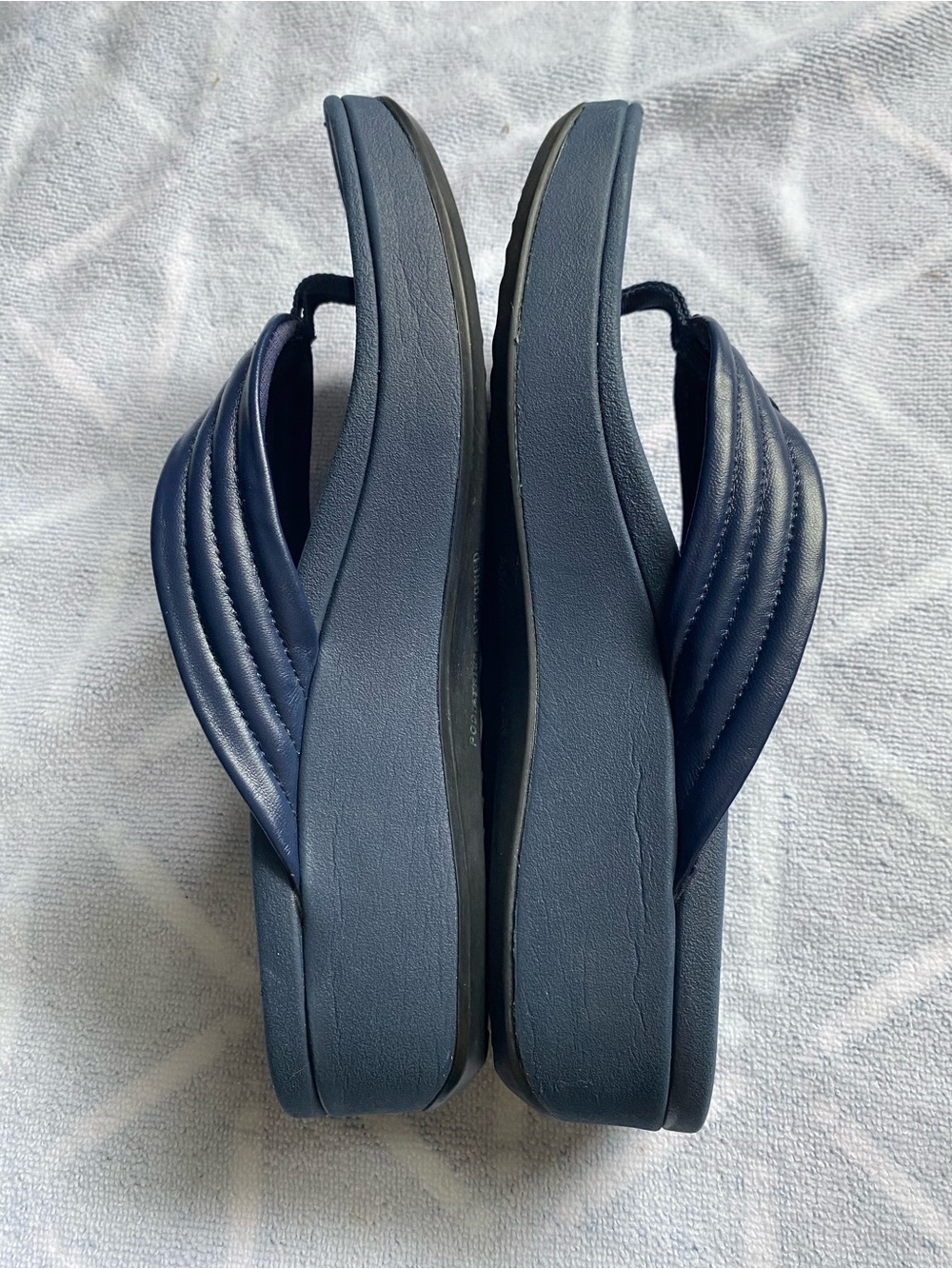 Vionic Cherine Sandal Thong Flip Flop Navy Blue Sz 8 Comfort Orthotic Platform